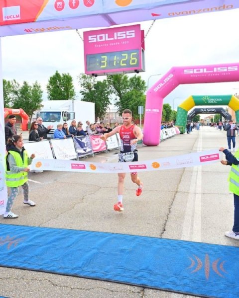 Slider Manzanares 2026: una tarde de...